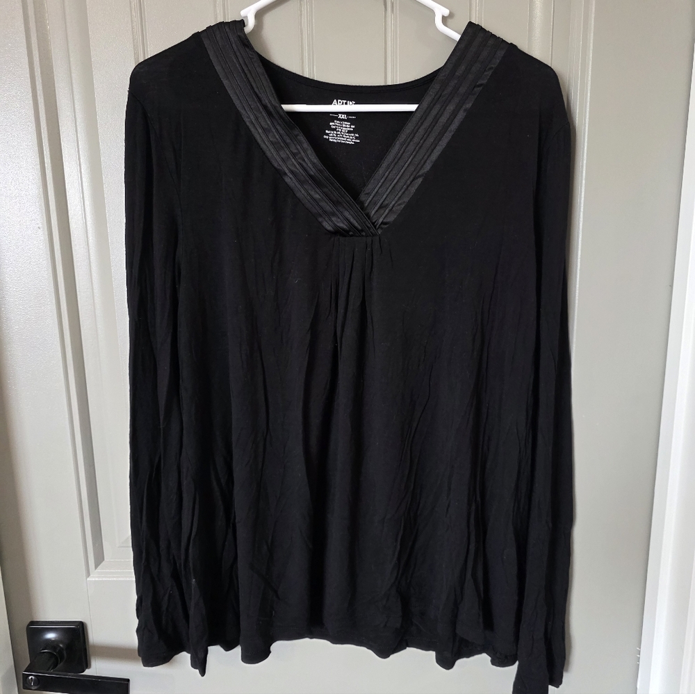Apt. 9 Womans 2XL Solid Black Long Sleeve Shirt Lightweight